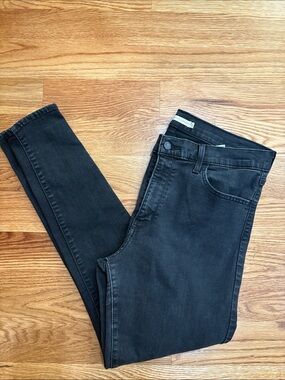 Levis 720 high rise super skinny Black Wash Women’s stretch Jeans waist 33